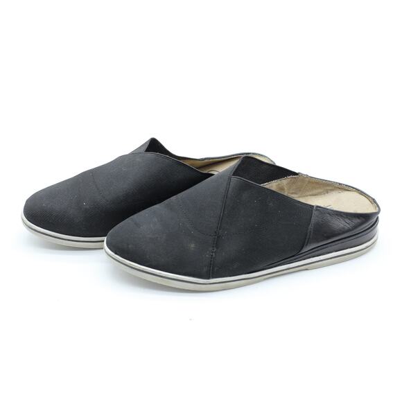 JRenee black slip on mule peasant nautical sailer basic classic casual shoes 11 - Picture 3 of 6